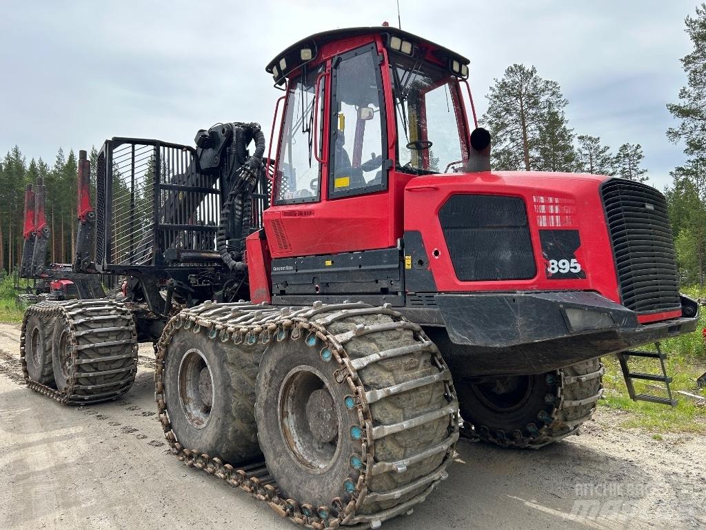 Komatsu 895 Forwarders