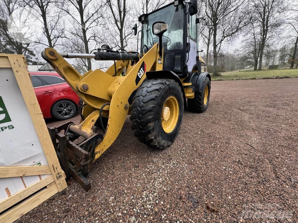 CAT 908 H لوادر بعجل