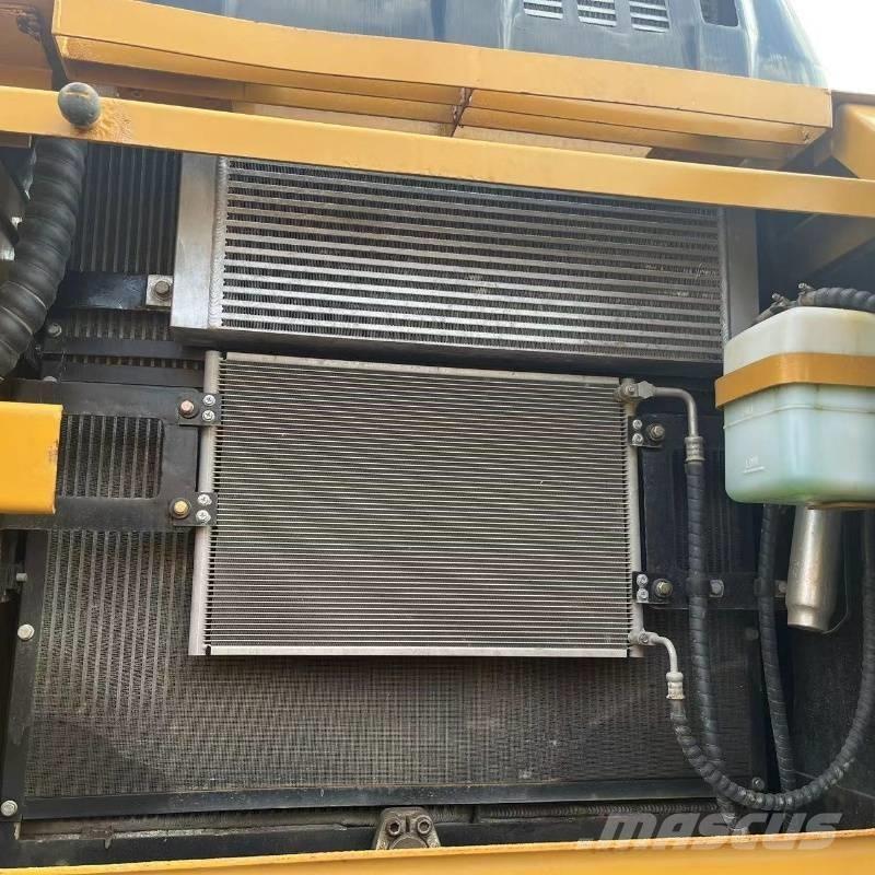 Sany SY 365 H حفارات زحافة