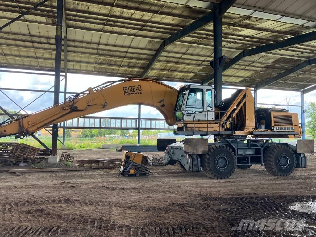 Liebherr 954B HD B18 مناولات المخلفات / مناولات صناعية