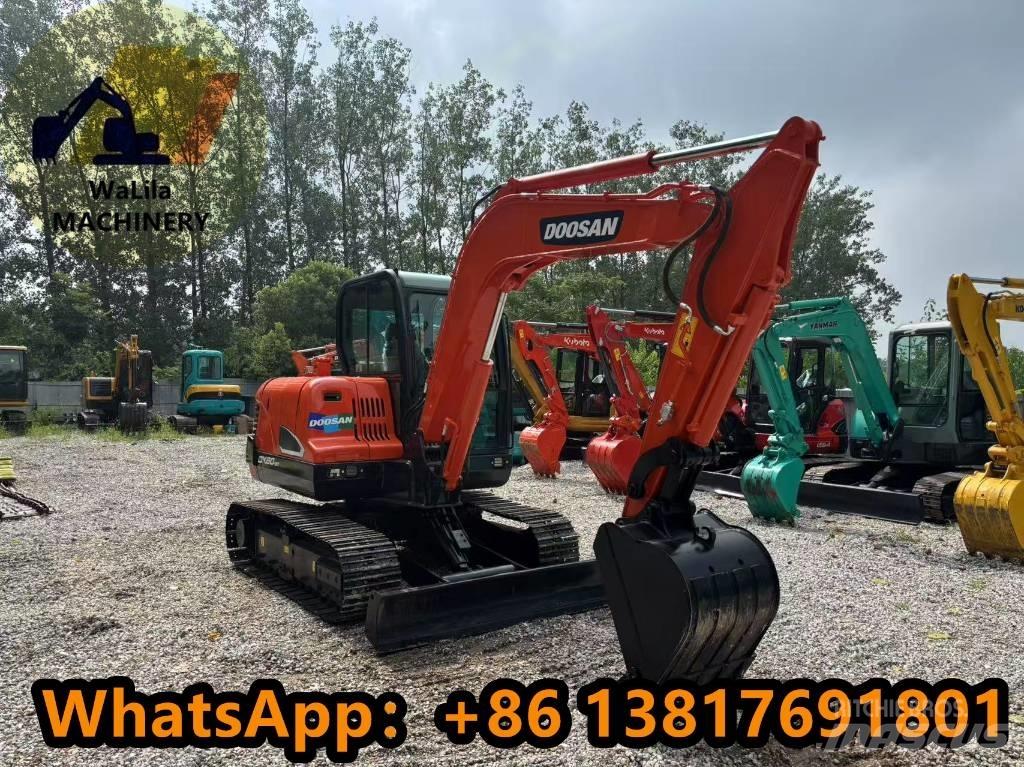 Doosan DX 60 حفارات صغيرة أقل من 7 طن (حفارات صغيرة)