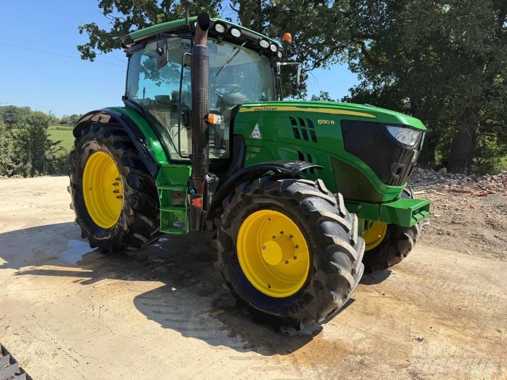 John Deere 6130 R الجرارات