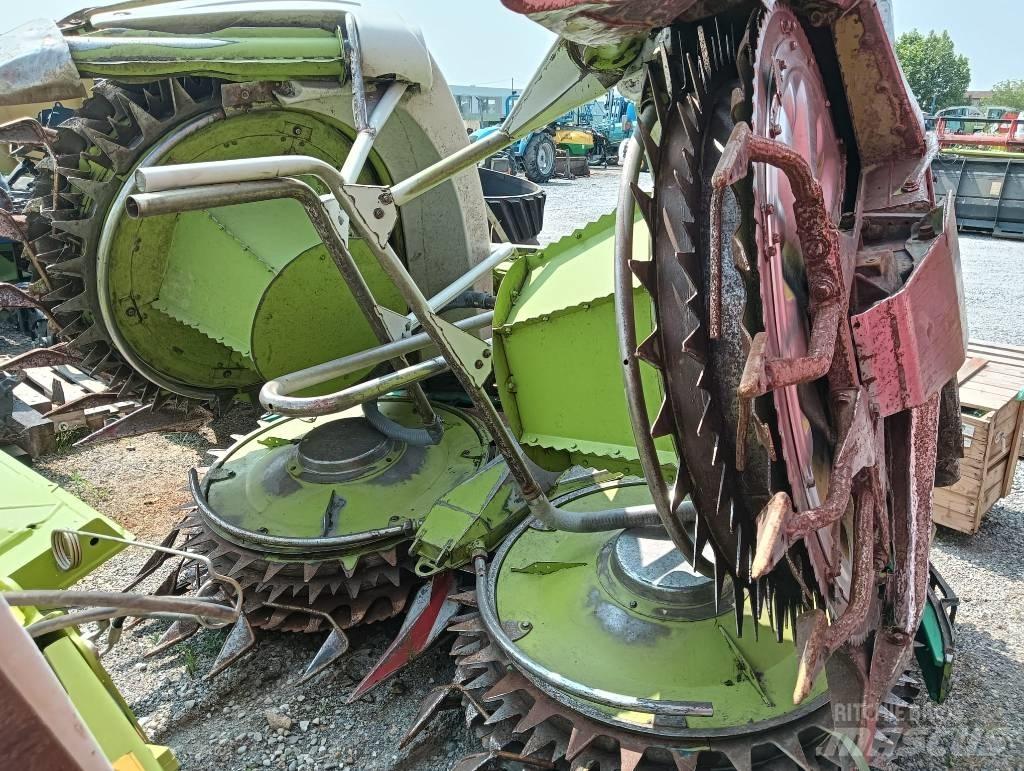 CLAAS Orbis 600 علافات ذاتية الدفع