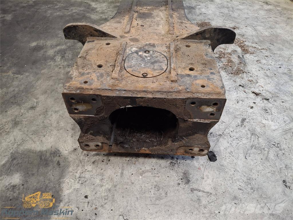 Komatsu 845 مكونات أخرى