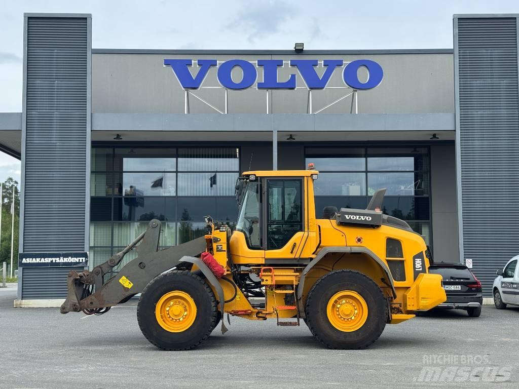 Volvo L 90 H لوادر بعجل
