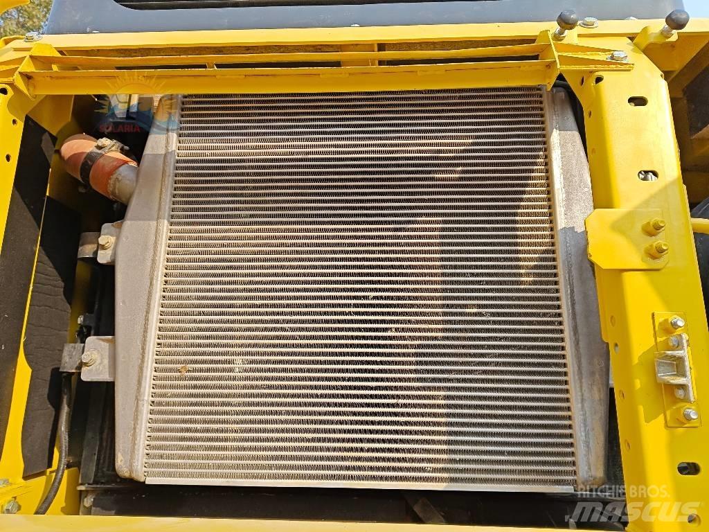 Komatsu PC 400-8 حفارات زحافة