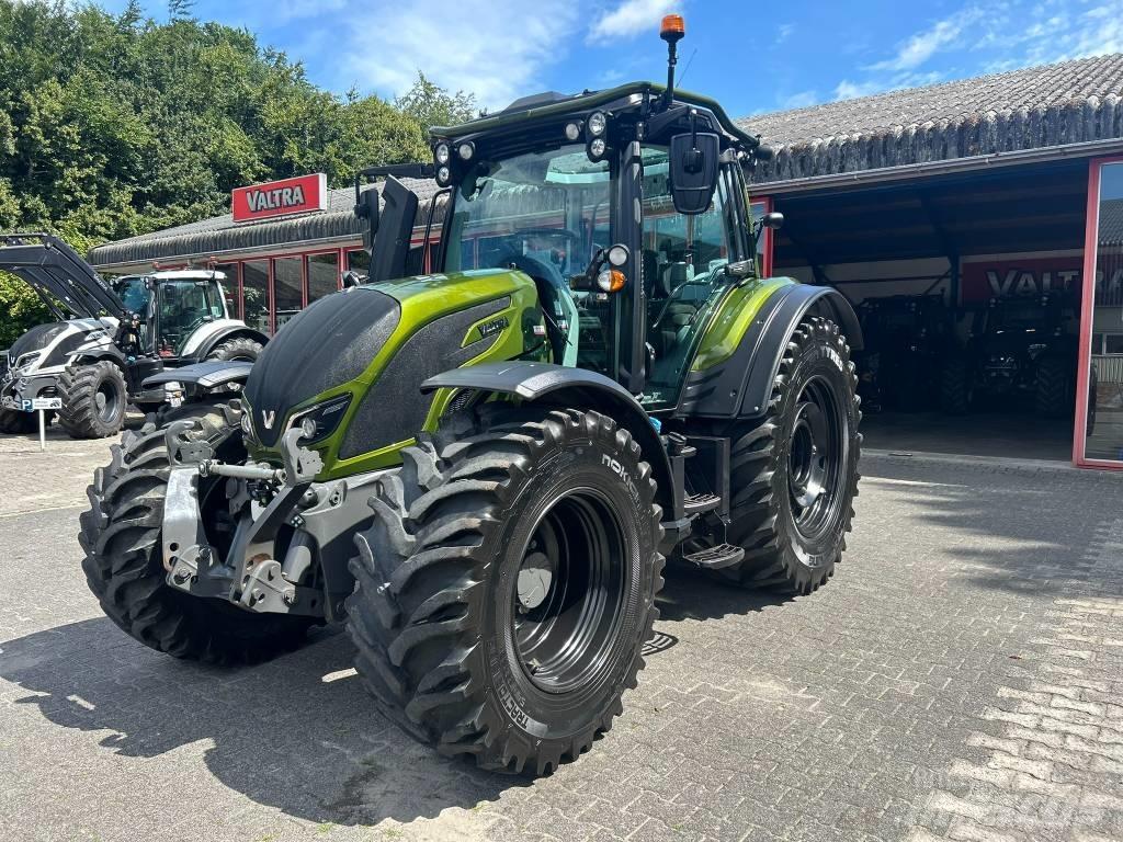 Valtra N 174 A الجرارات