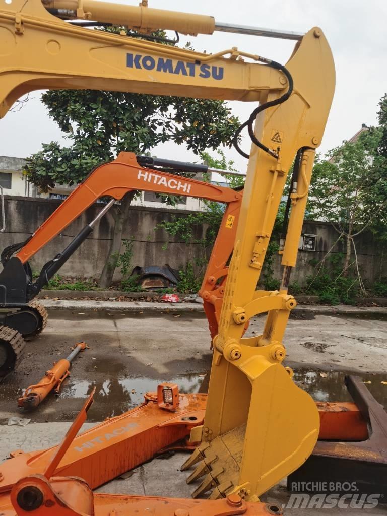 Komatsu PC 55 MR حفارات صغيرة أقل من 7 طن (حفارات صغيرة)