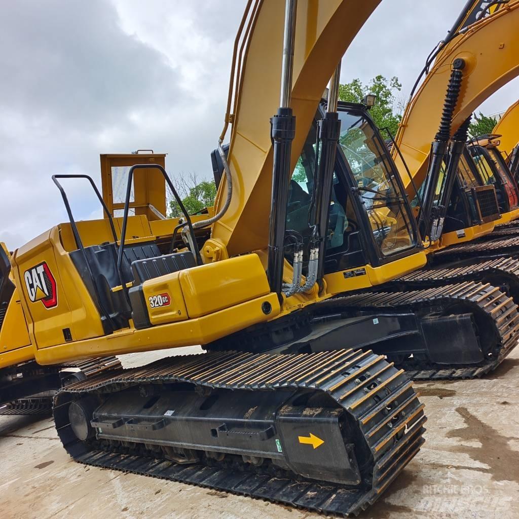 CAT 320GC حفارات زحافة