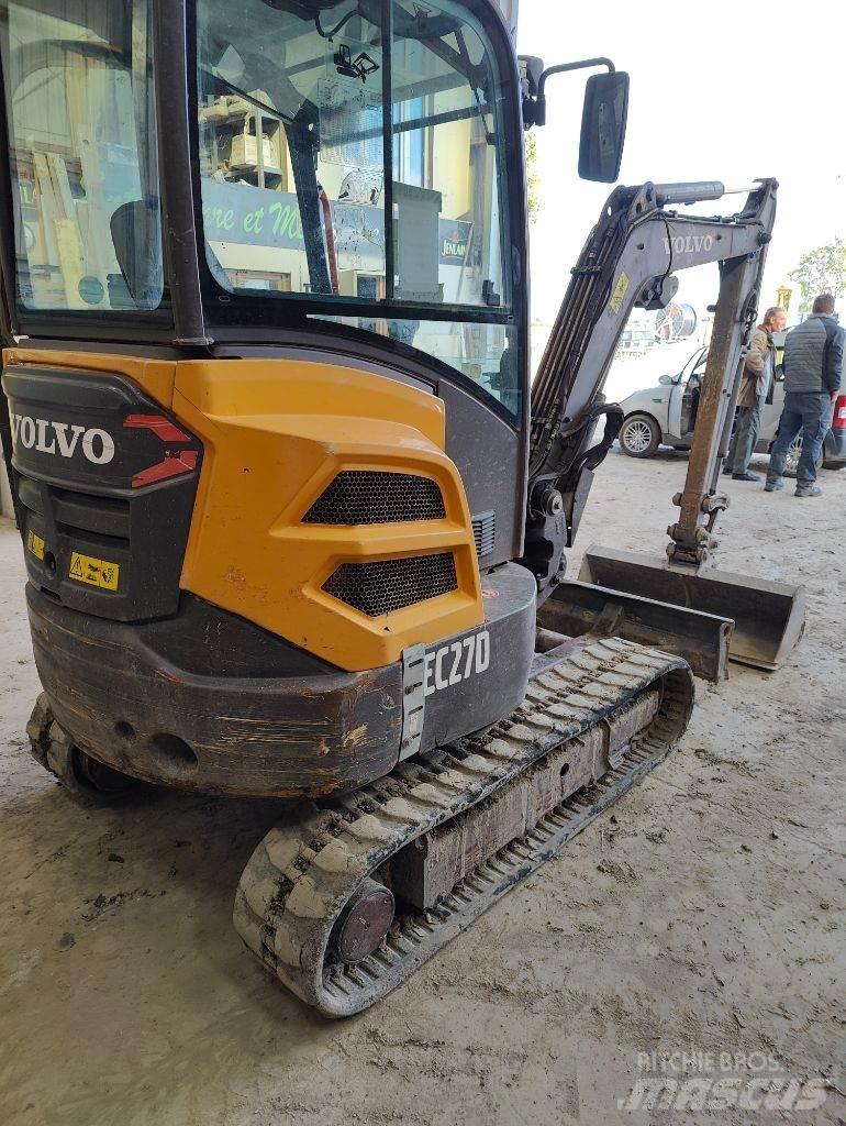 Volvo EC 27 D حفارات صغيرة أقل من 7 طن (حفارات صغيرة)