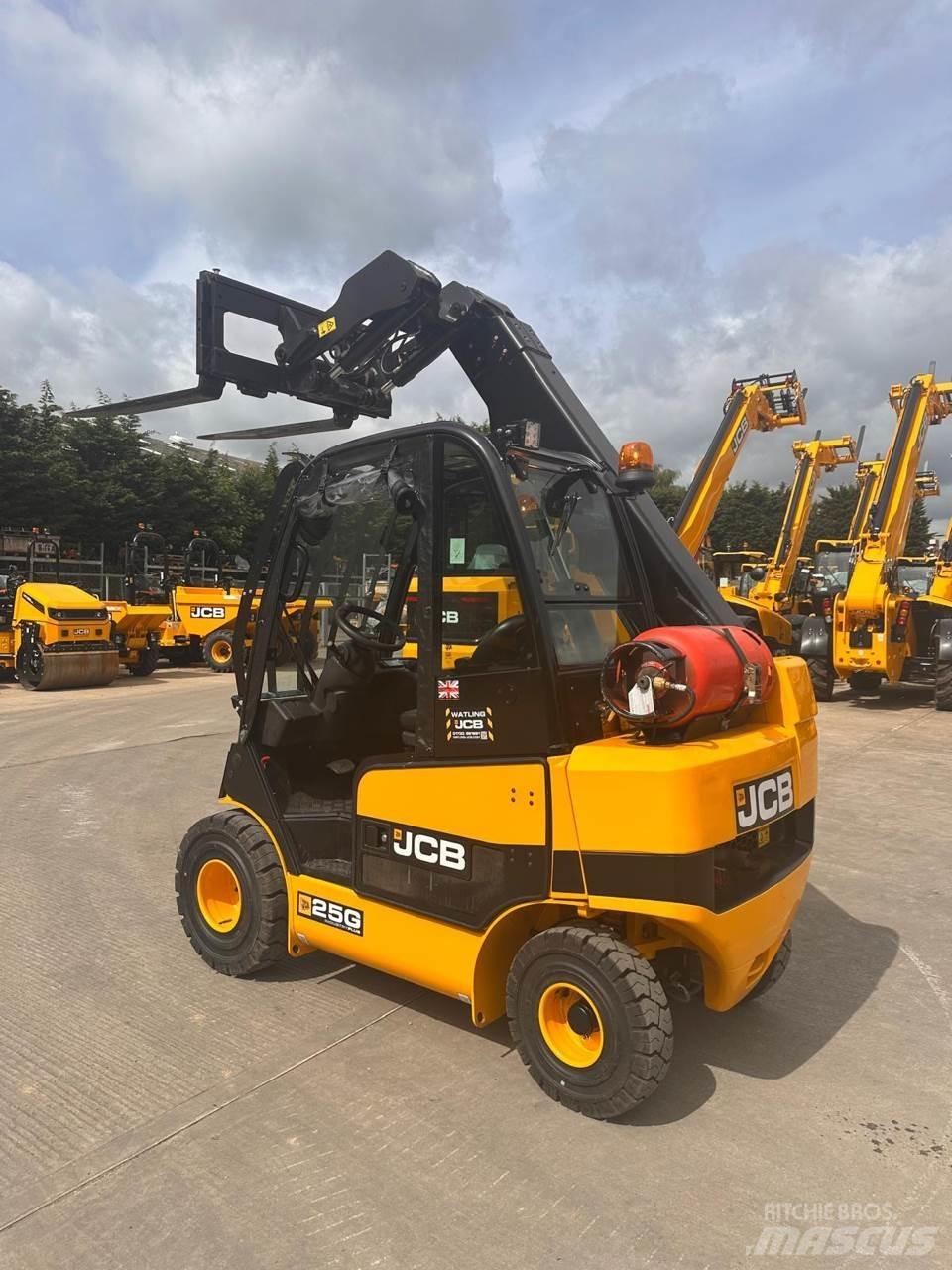 JCB TLT 25 شاحنات ذات رافعات شوكية - أخرى