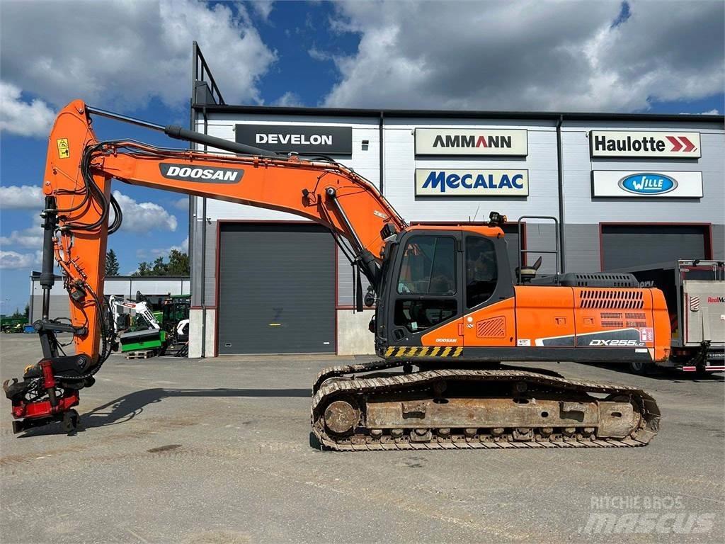 Doosan DX255LC-5 حفارات زحافة