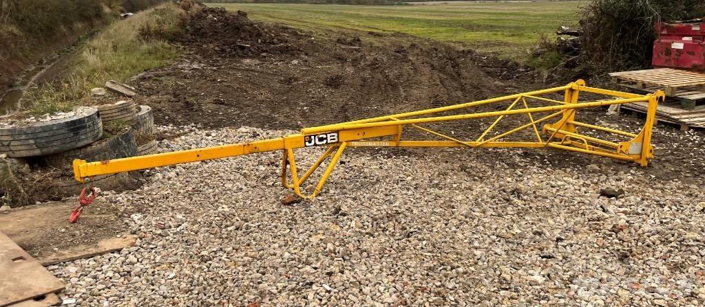 JCB Trussmaster مناولات متداخلة