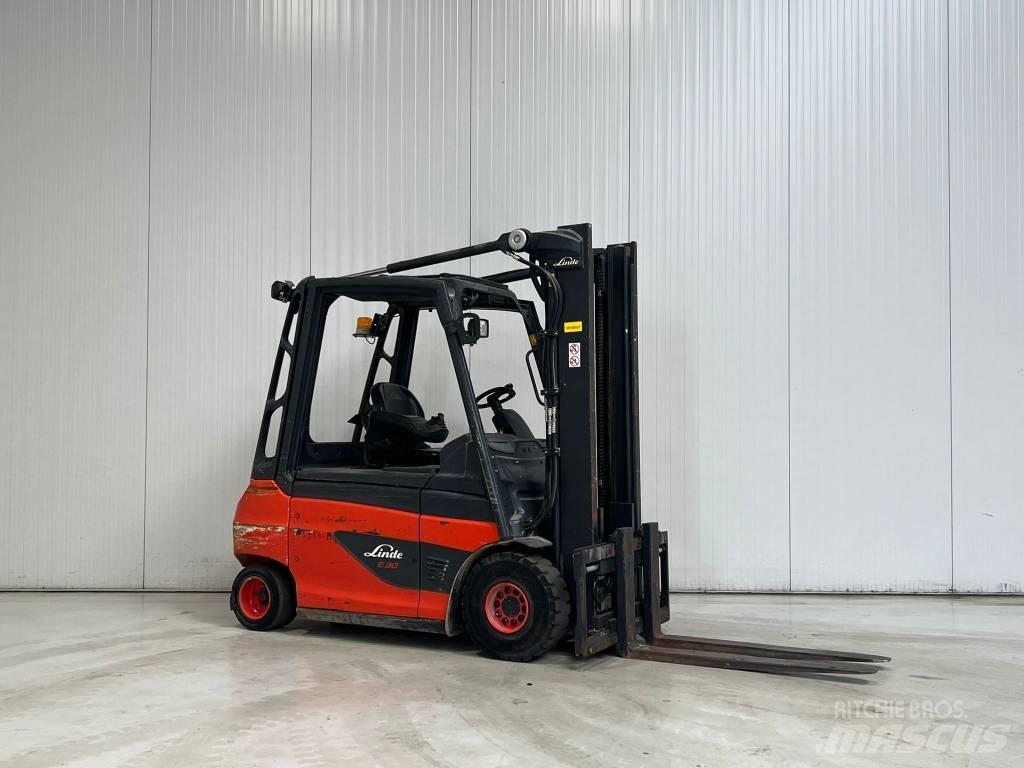 Linde E30-01 شاحنات ذات رافعات شوكية تعمل بالكهرباء