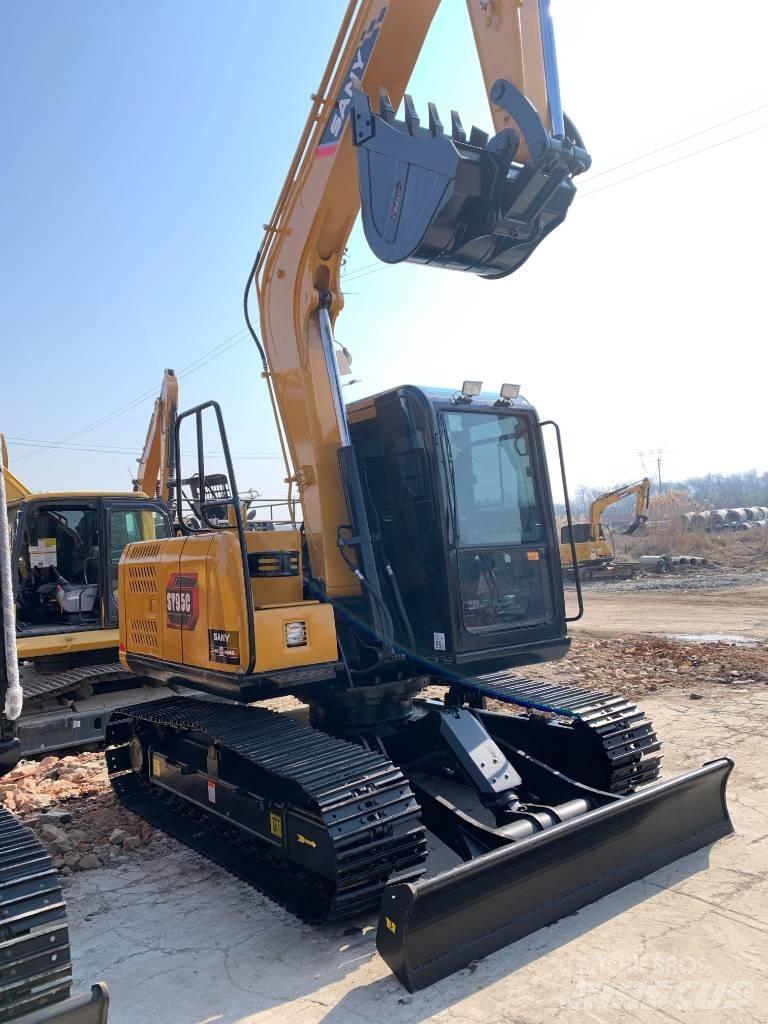 Sany SY 95 C حفارات زحافة