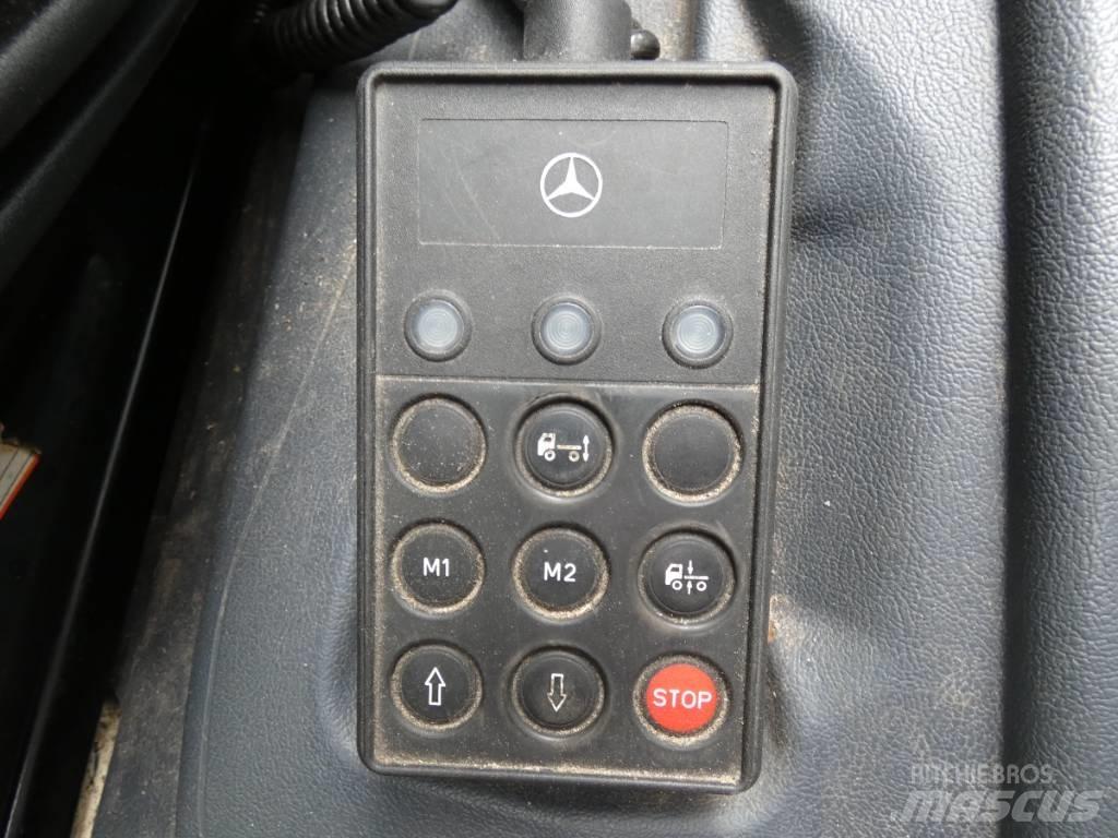 Mercedes-Benz Atego مركبات النقل