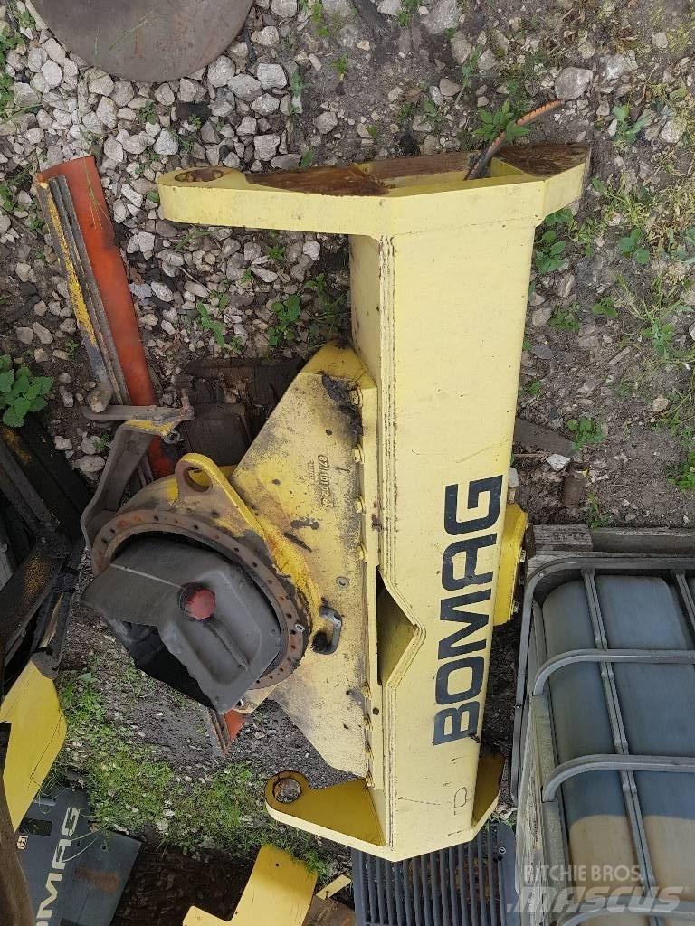 Bomag BW 184 AD الشاسيه والتعليق