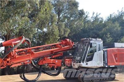 Sandvik DP1500i معدات الثقب السطحي