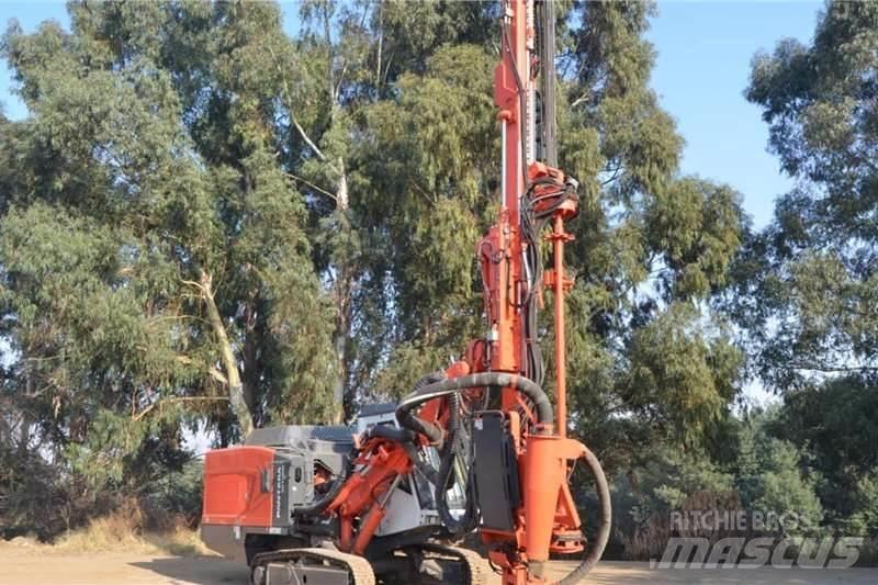 Sandvik DP1500i معدات الثقب السطحي