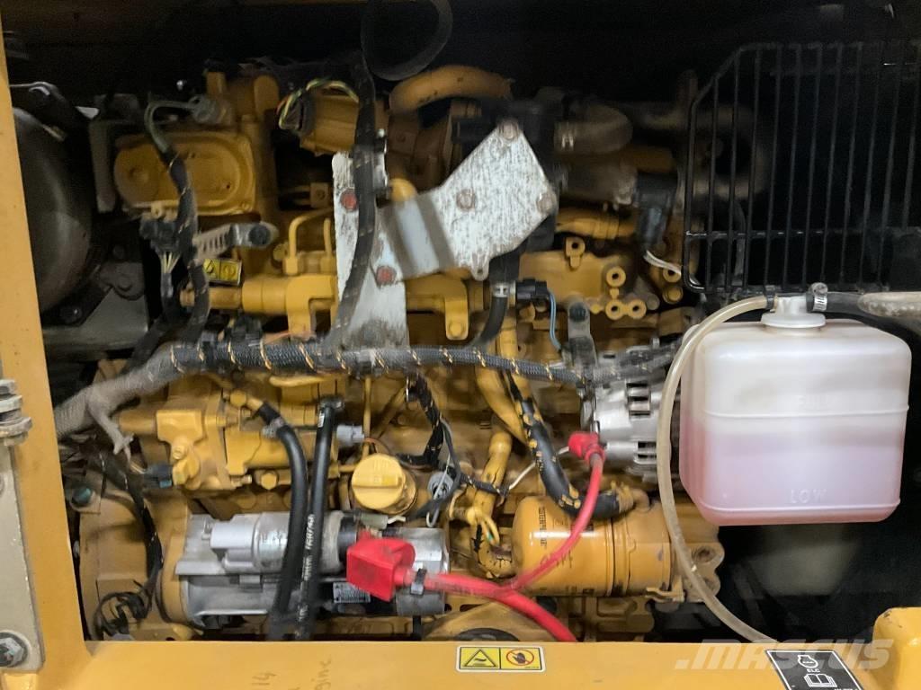 CAT 308 CR حفارات وسط 7 طن - 12 طن