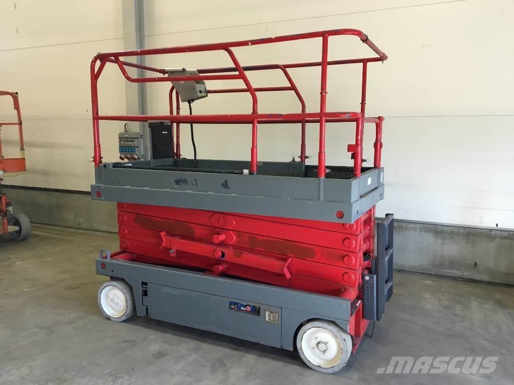 UpRight Saxlift X32N المنصات الهوائية المثبتة على مقطورة