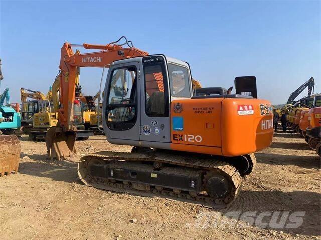 Hitachi EX120 حفارات زحافة
