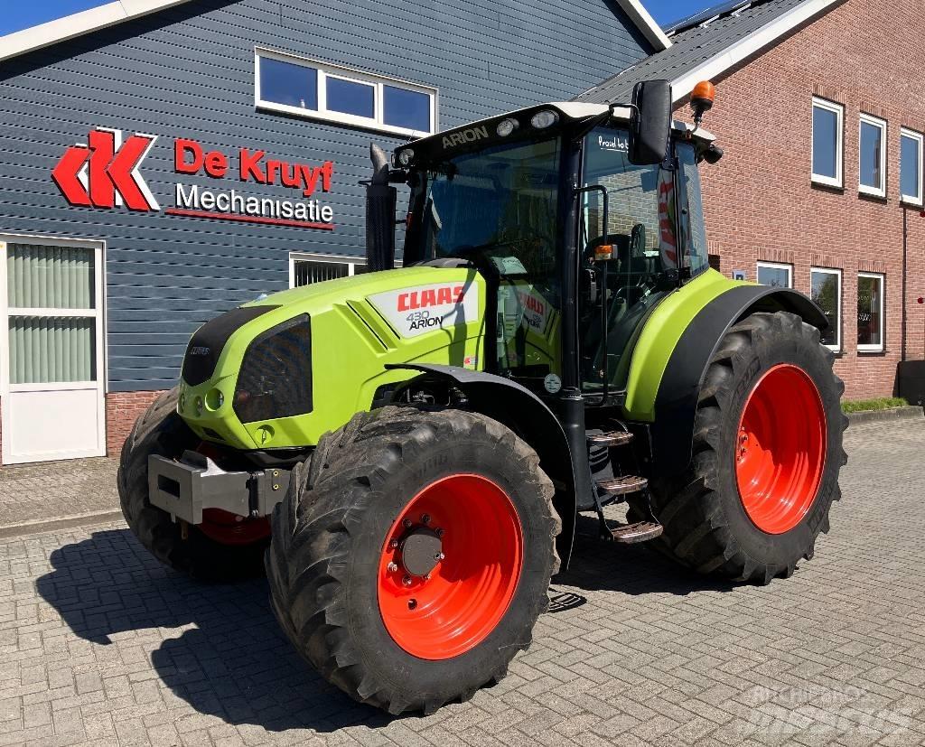 CLAAS Arion 430 CIS الجرارات