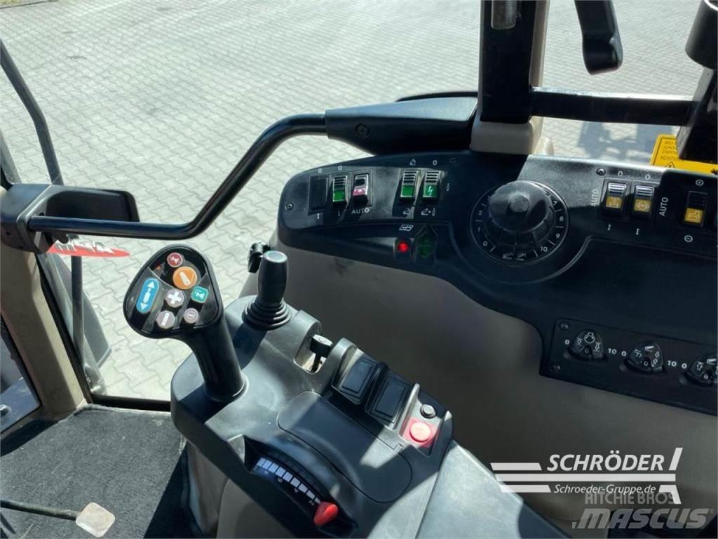 Case IH CVX 1155 الجرارات