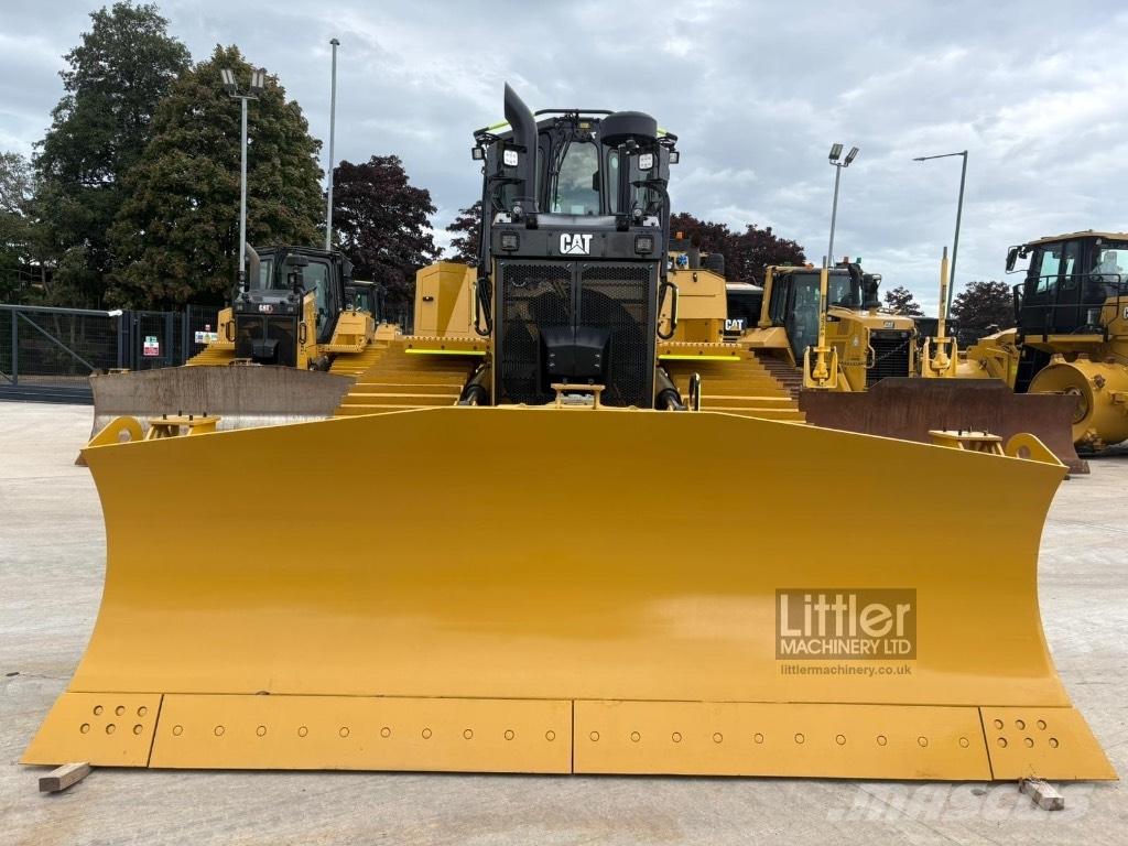CAT D 6 LGP بلدوزرات مجنزرة