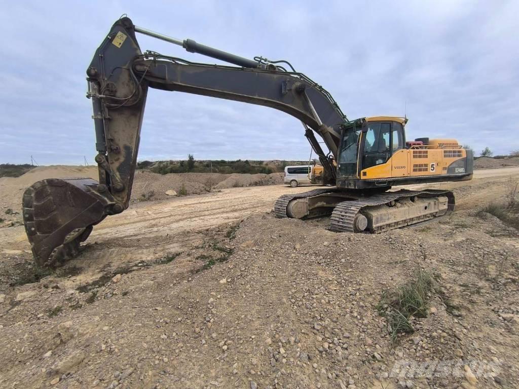 Volvo EC460CL حفارات زحافة