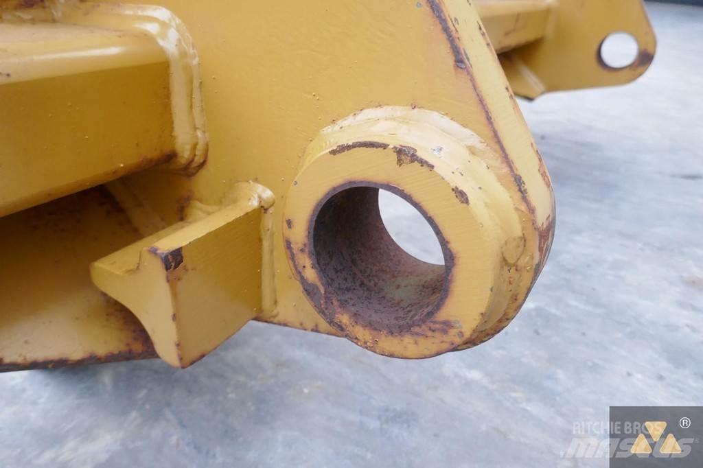 CAT 966/972 Forks مكونات أخرى