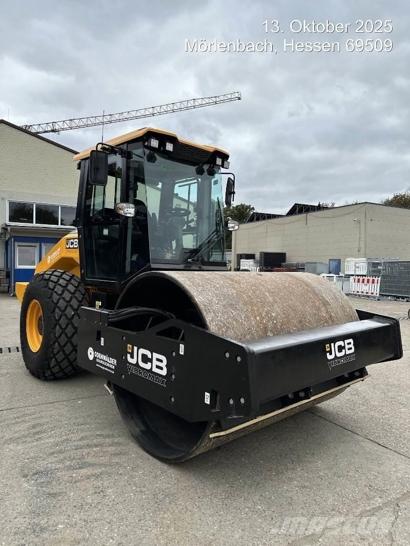 JCB VM118D مداحل