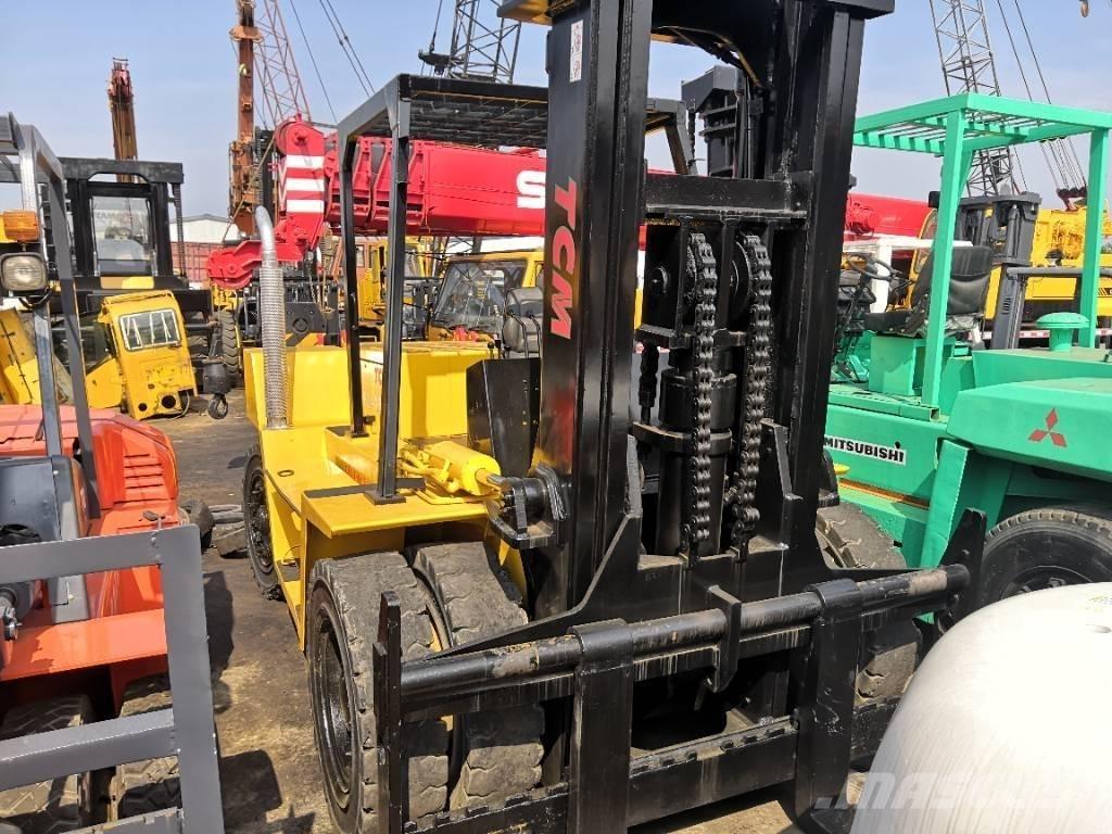 TCM 15 Ton شاحنات الديزل