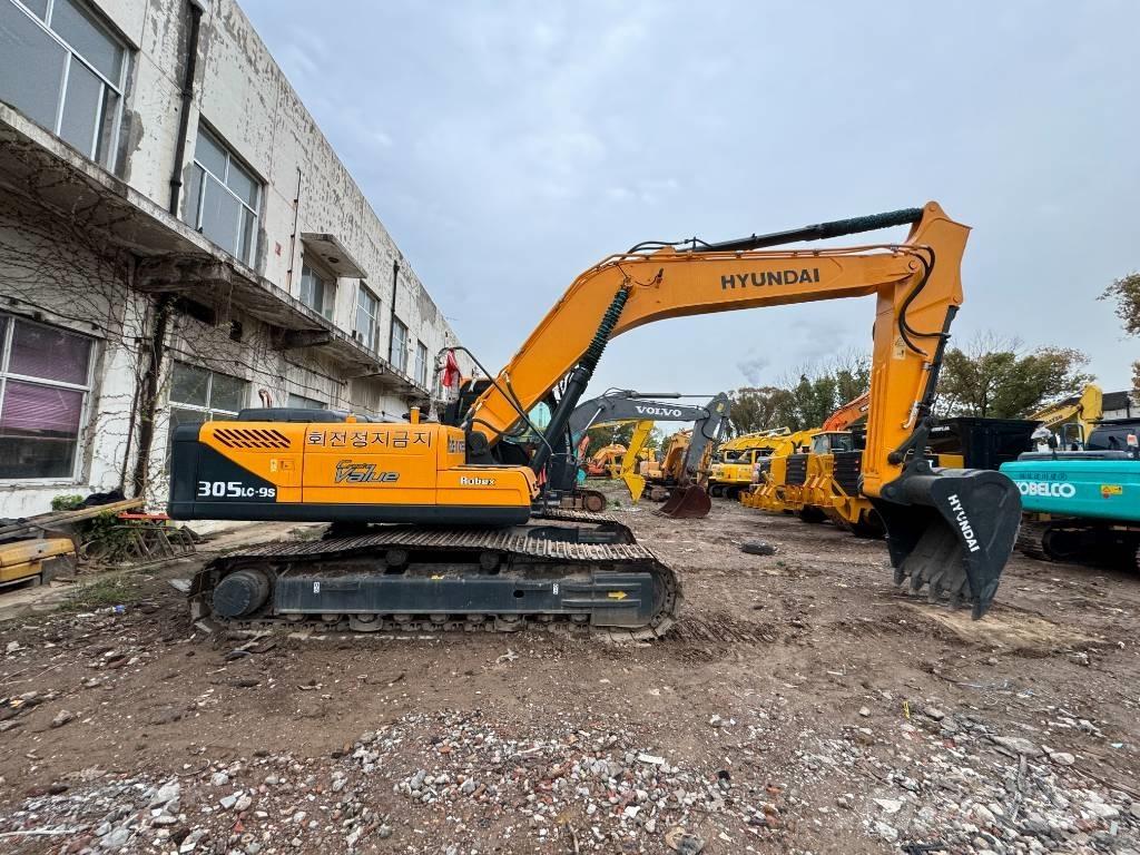 Hyundai 305lc حفارات زحافة