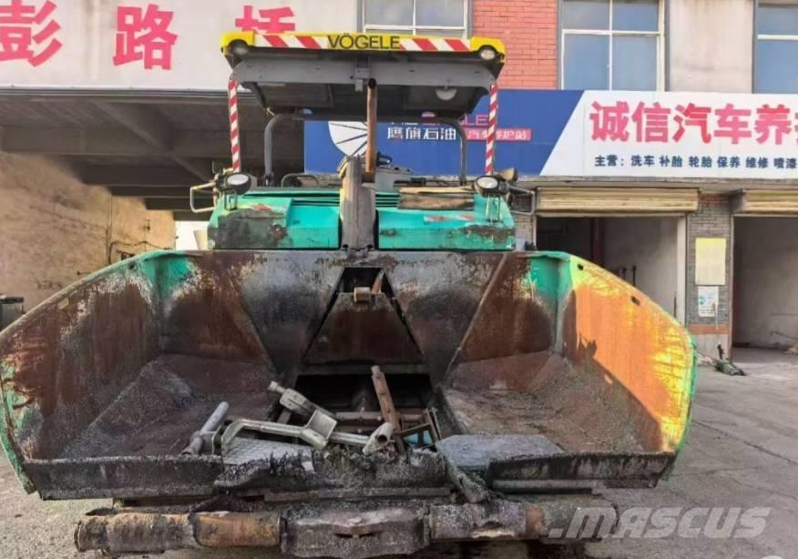 Vögele 1603 معدات السفلتة