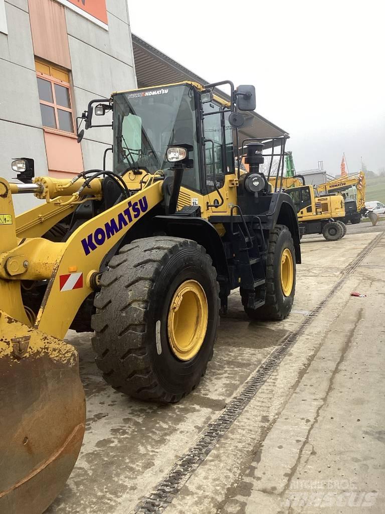 Komatsu WA380-8E0 لوادر بعجل