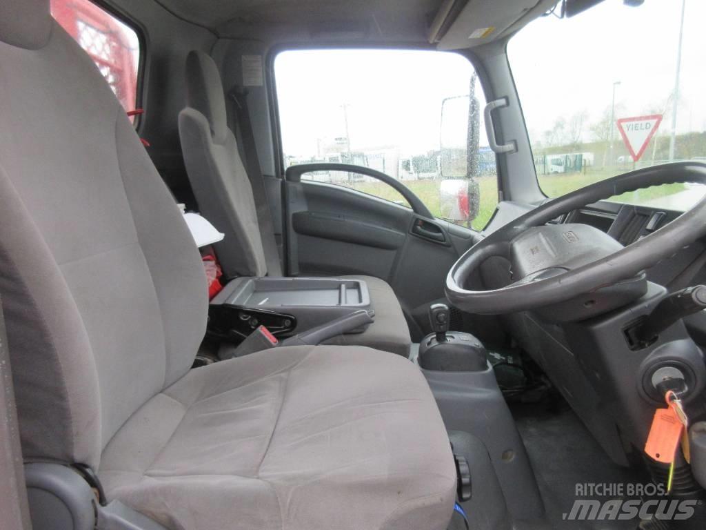 Isuzu N 75.190 شاحنات مسطحة / أوناش
