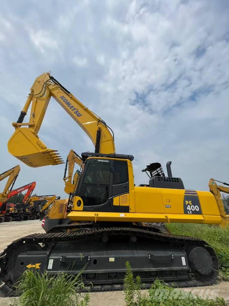 Komatsu PC 400 حفارات زحافة