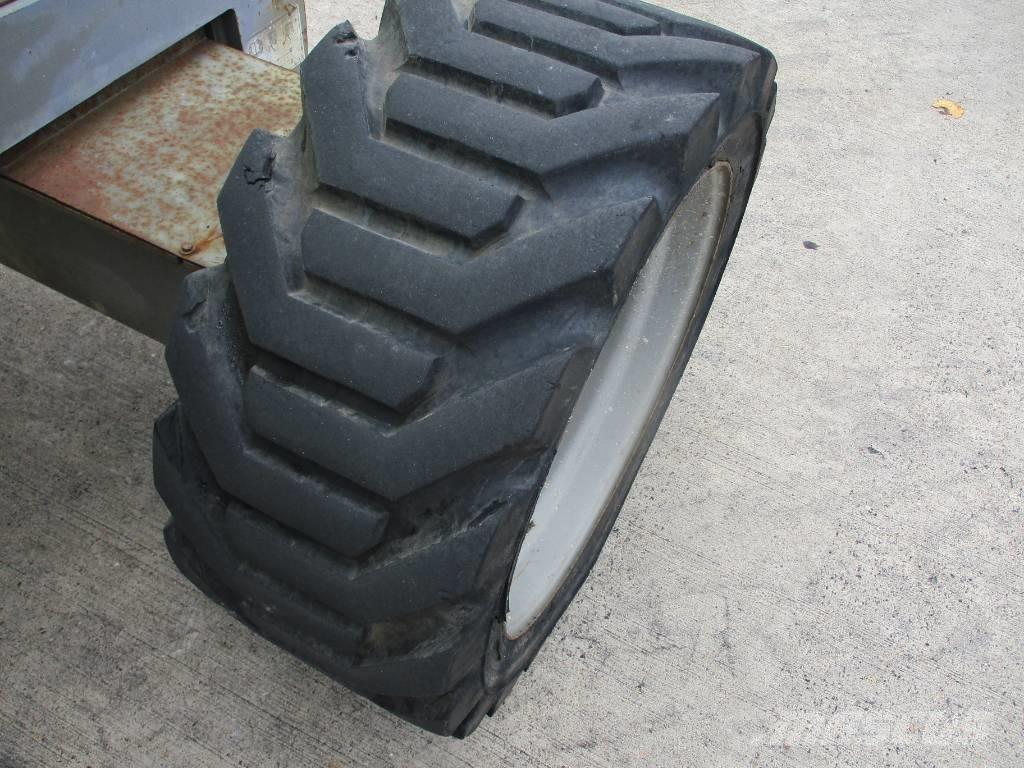 Genie Z45/25 (639) رافعات ذراع ذاتية الحركة مدمجة