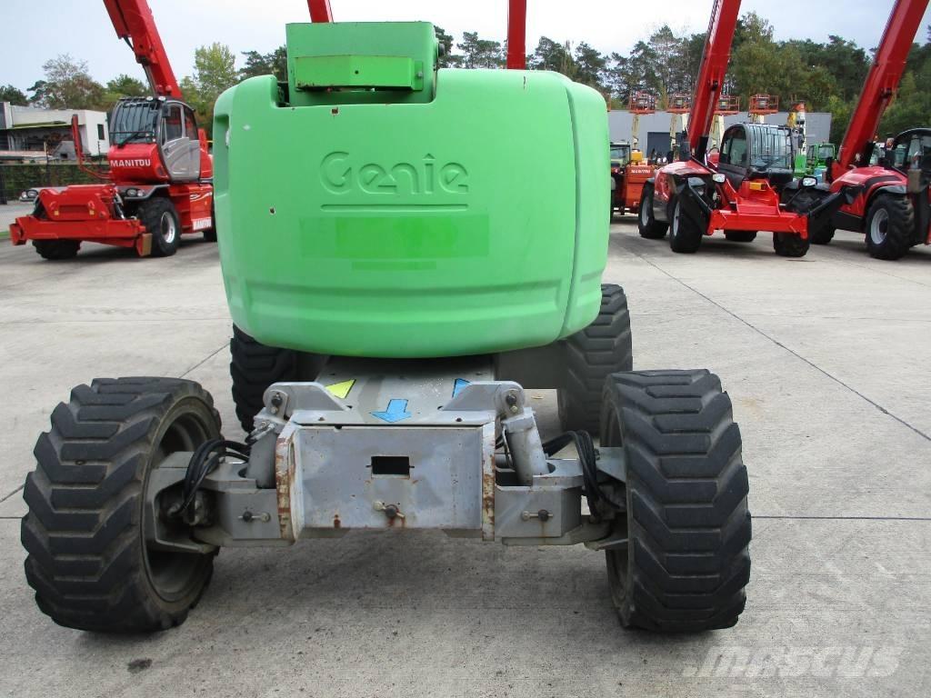 Genie Z45/25 (639) رافعات ذراع ذاتية الحركة مدمجة