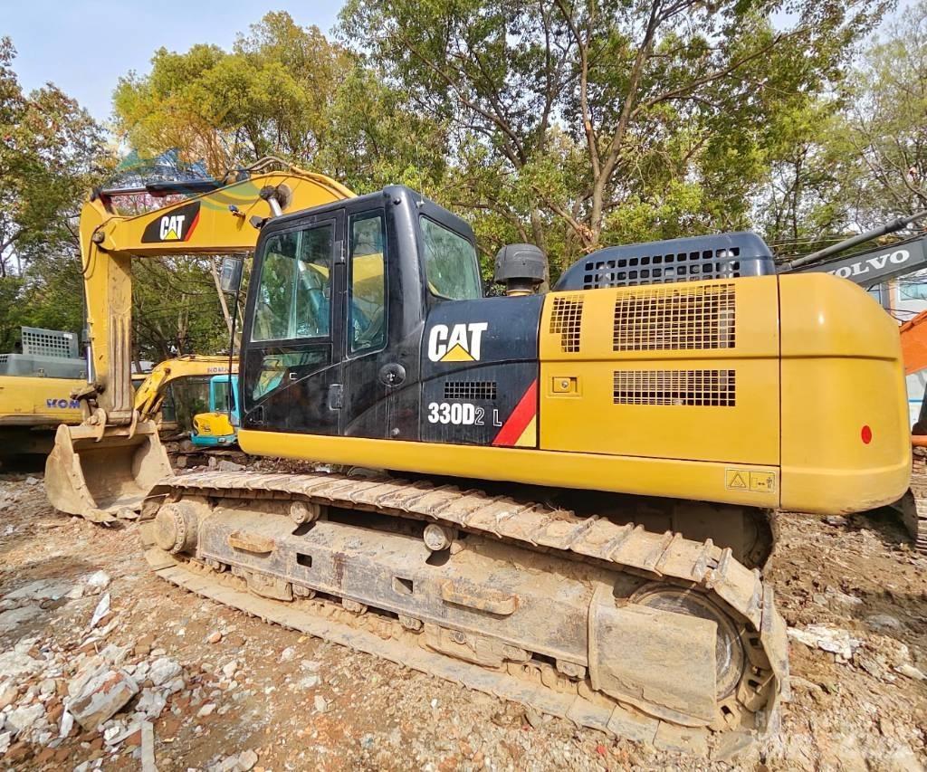 CAT 330 D2L حفارات زحافة