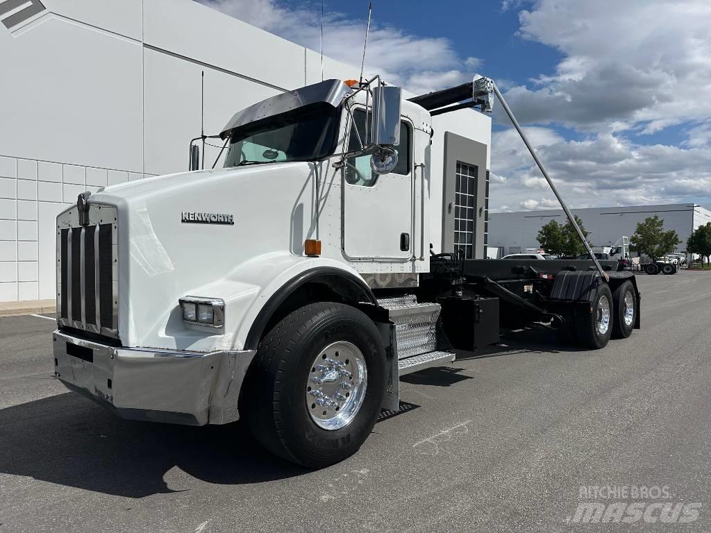 Kenworth T 800 شاحنات قابلة للفك