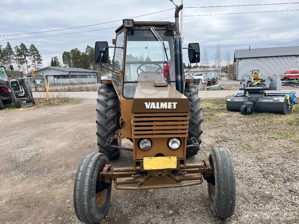 Valmet 502 الجرارات