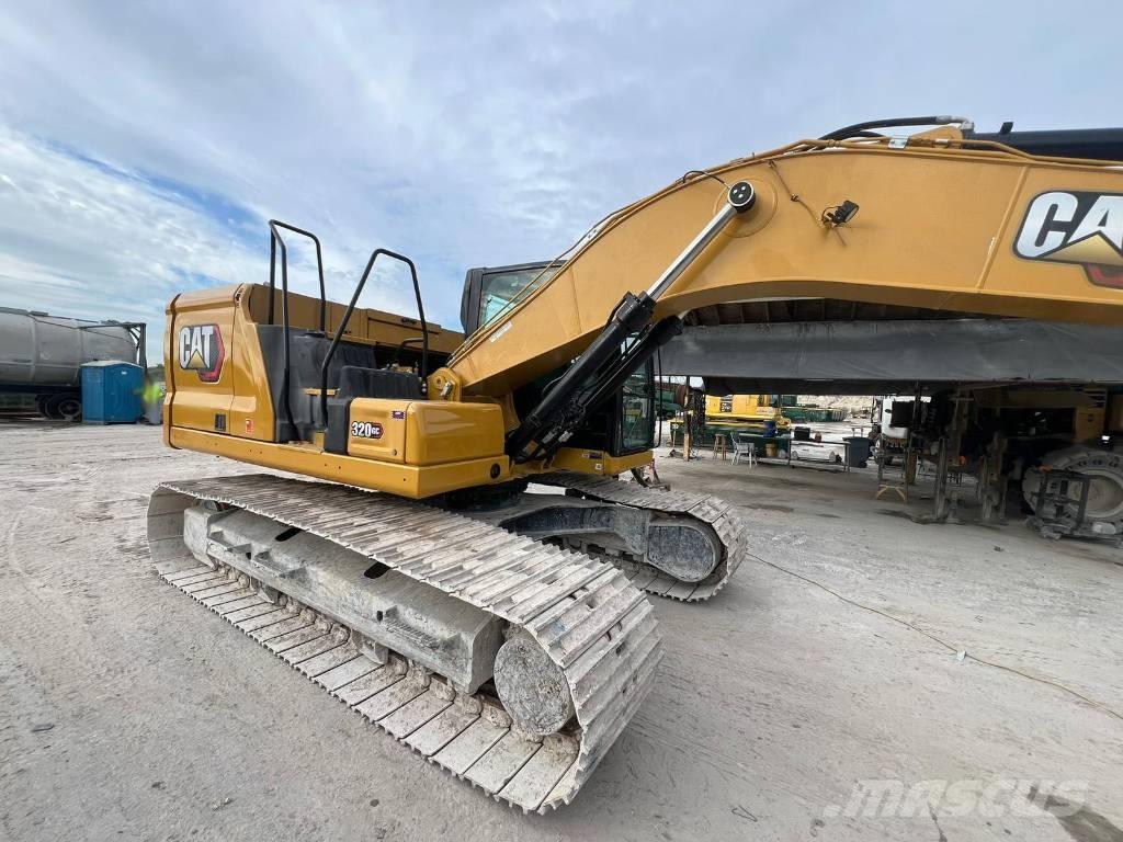 CAT 320 GC حفارات زحافة