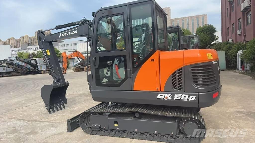 Doosan DX60 حفارات زحافة