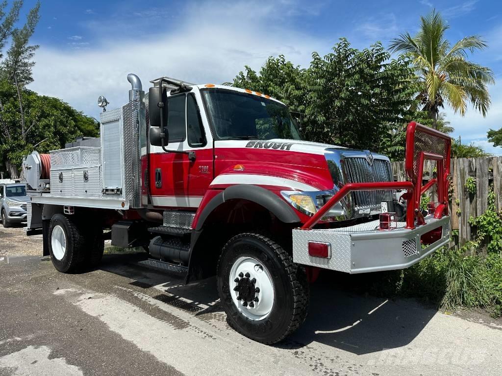 International 7300 شاحنات حريق