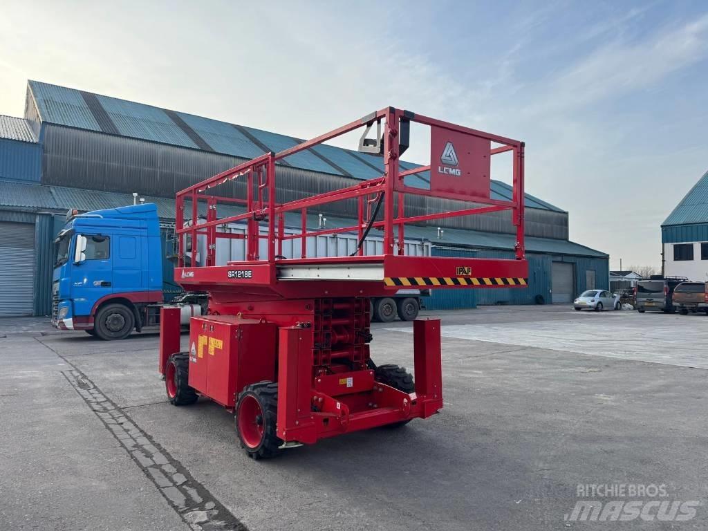 LGMG SR 1218 E رافعات مقصية الشكل