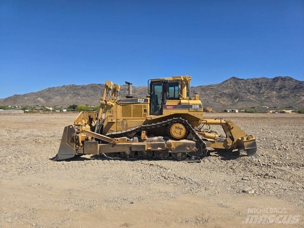 CAT D 8 R II معدات تمهيد الطرق