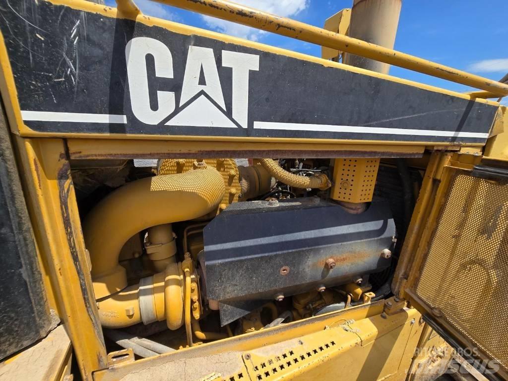 CAT D 8 R II معدات تمهيد الطرق