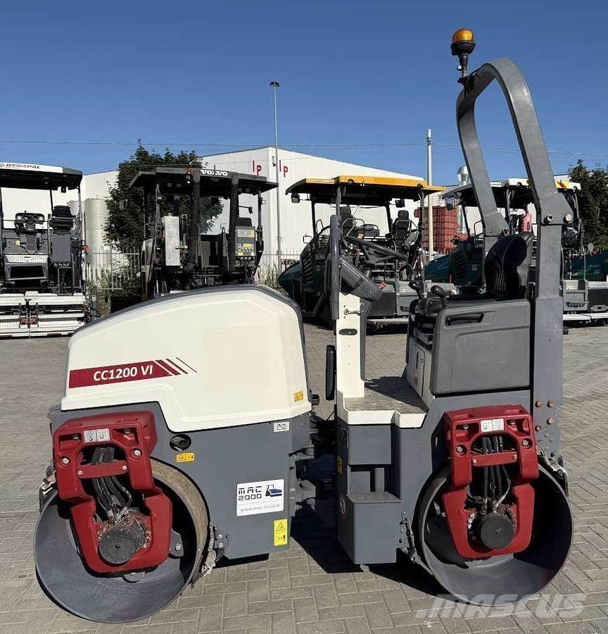 Dynapac CC 1200 VI مداحل ثنائية الاسطوانة